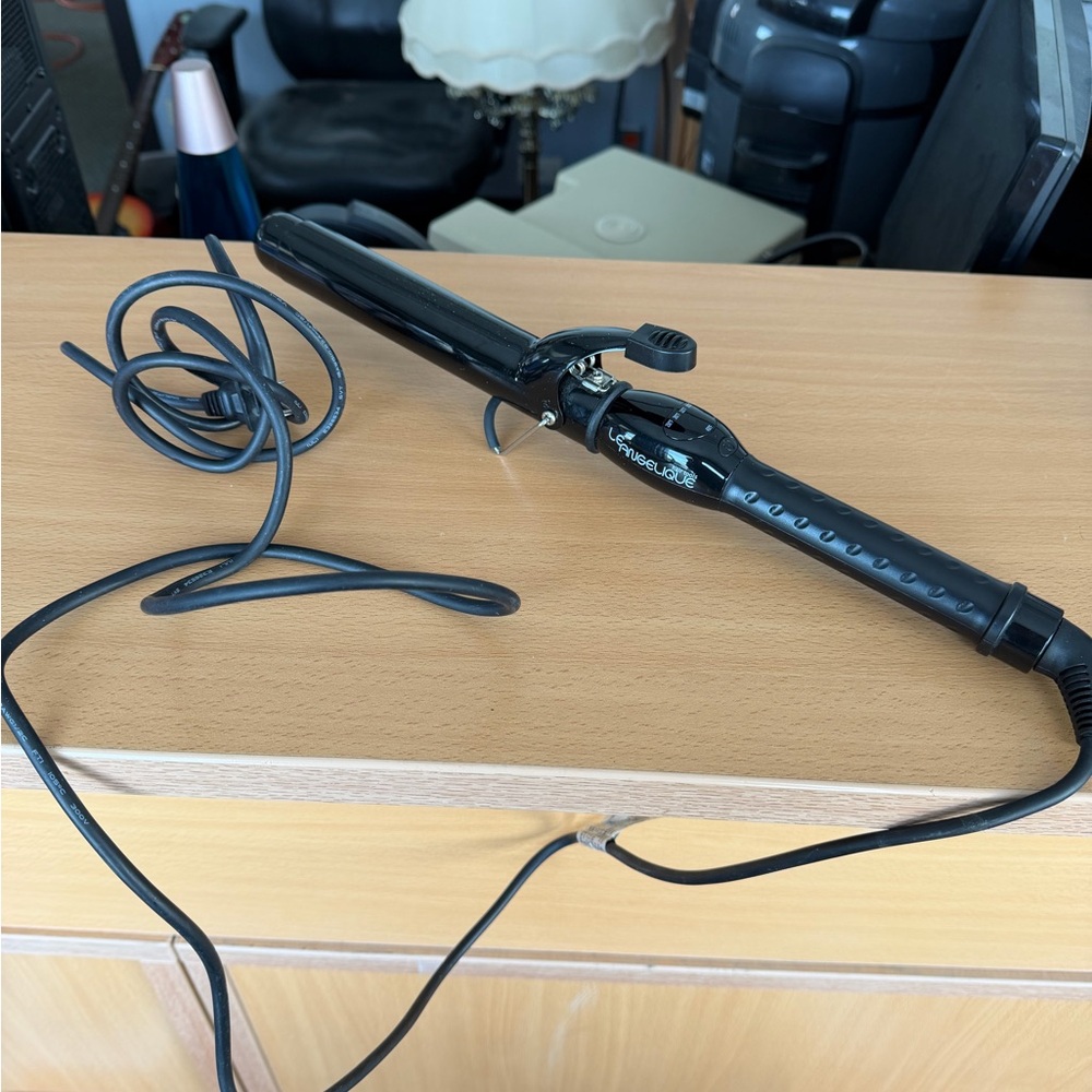 Le Angelique Curling Iron